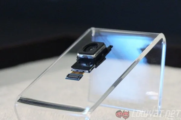 samsung-galaxy-s6-edge-camera-module-1