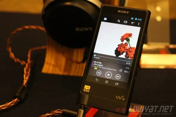 sony-walkman-nw-zx2-4