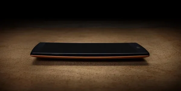 LG G4 Leather curved
