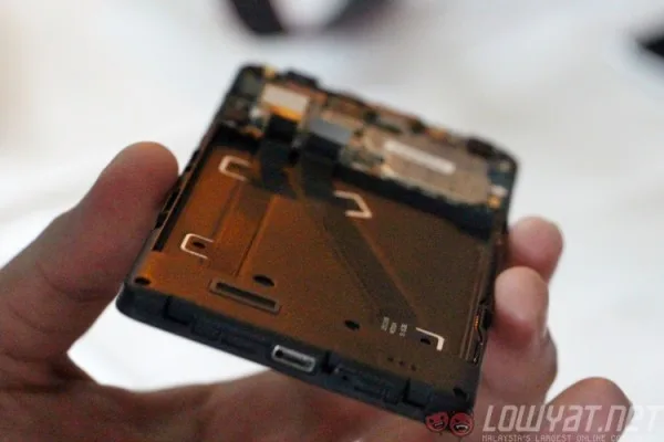xiaomi-mi-4i-teardown-4