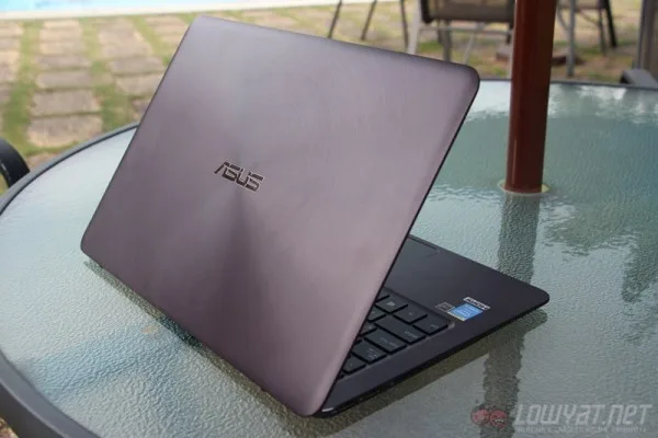 zenbook-ux305-review-11