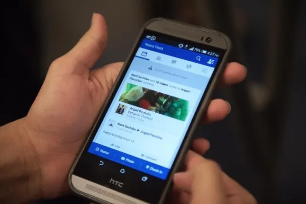 Facebook News Feed