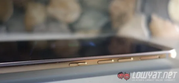 HTC One M9 Plus Power and Volume Buttons