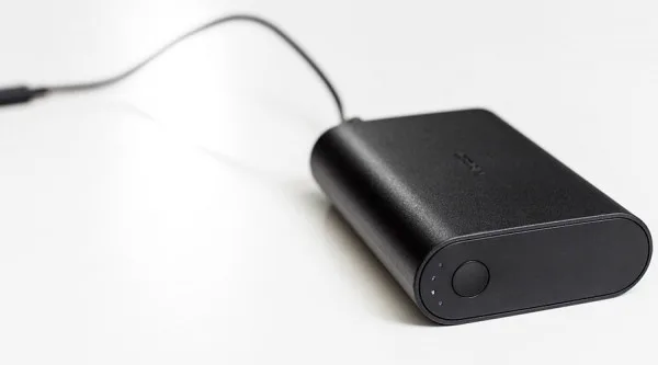 Microsoft-Portable-Dual-charger-1