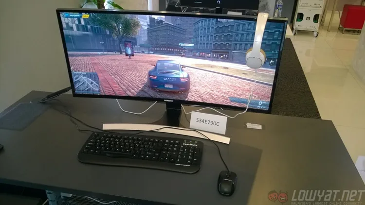 Samsung 24inch Curved Monitor