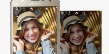 Samsung Galaxy J7 Front Camera Flash