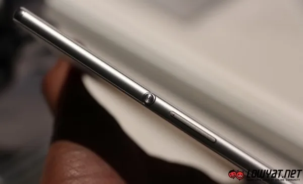 Sony Xperia Z4 Tablet Hands On 08