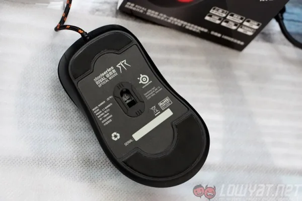 lenovo-rescuer-gaming-laptop-mechanical-keyboard-steelseries-mouse-17