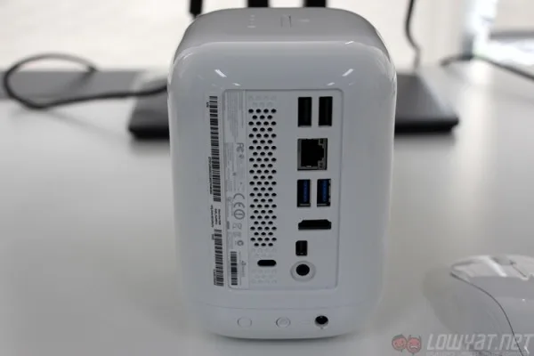 Acer Revo OneIMG_9704-012