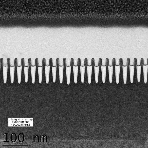 ibm-7nm-chip-2