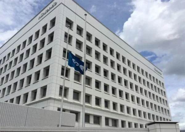 nintendo-flag-half-mast-iwata-tribute