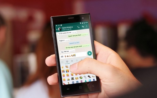 WhatsApp for Android Updated with New Features Emoji Mark Messages as Unread and More