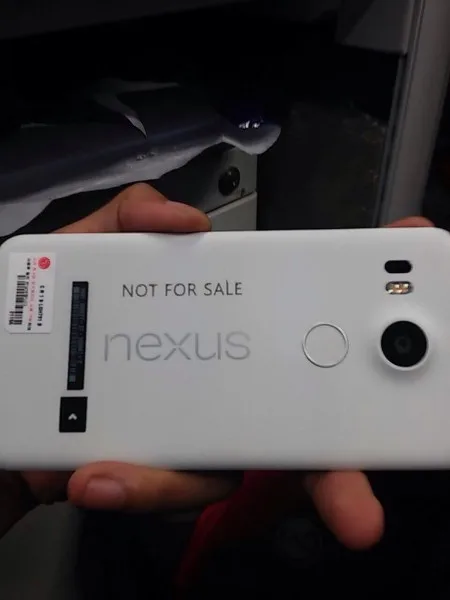 alleged-2015-nexus-5-mkbhd