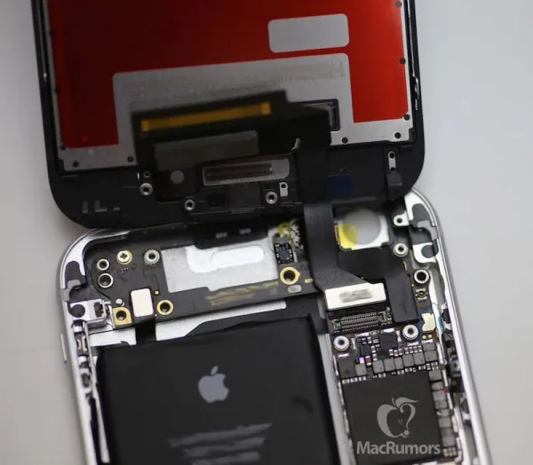 iPhone 6s Logic Board Assembled to iPhone 6