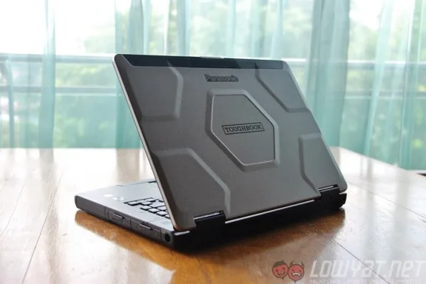 panasonic-toughbook-cf-54-hd-3