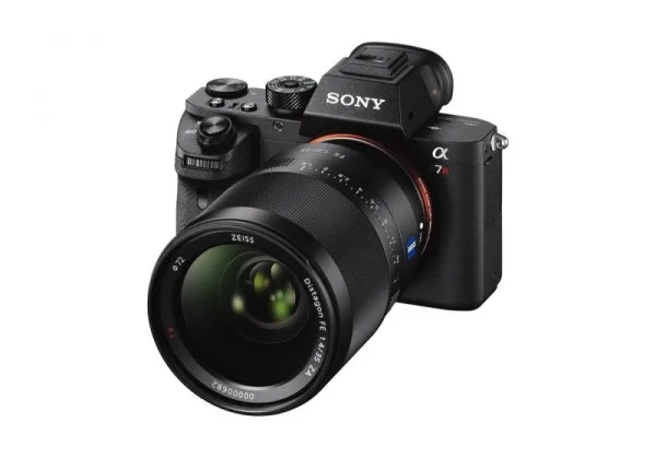 sony-a7r-ii-2