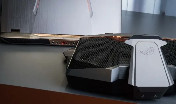 ASUS ROG GX700 Liquid Cooled Gaming Laptop