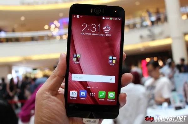 ASUS ZenFone Selfie 01