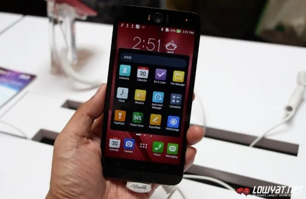 ASUS ZenFone Selfie 20