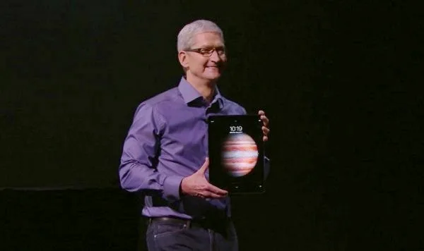 tim-cook-ipad-pro-enhanced