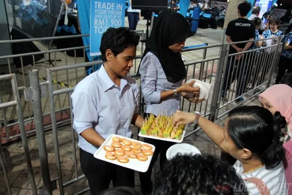 Celcom iPhone 6s Midnight Launch004
