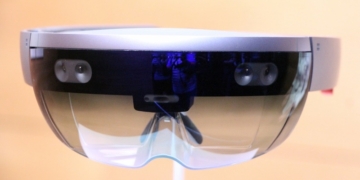 Microsoft HoloLens Eyes On 06