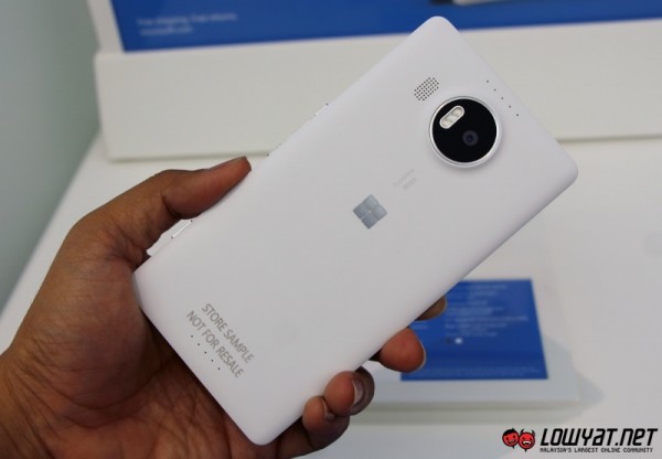Microsoft Lumia 950 XL Hands On 06