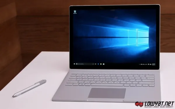 Microsoft Surface Book Hands On 02