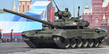 T 90 Victory Day Parada 2013