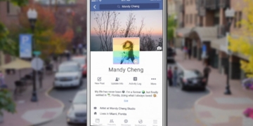 facebook redesigns user profile