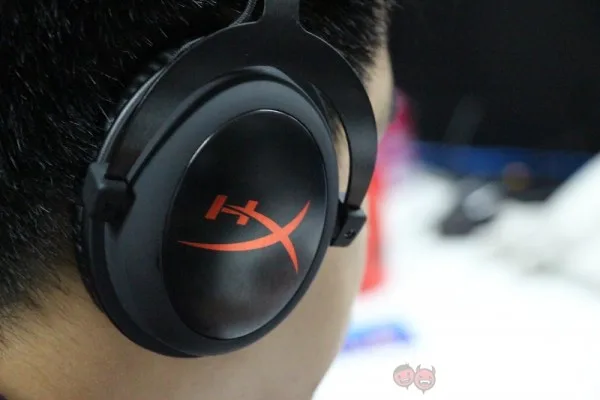 hyperx-cloud-core-lr-11