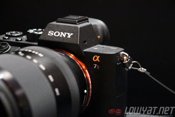 sony-a7sm2-11
