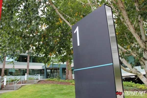 Microsoft Redmond Campus Tour Part 2 07