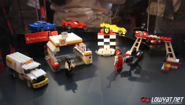 Shell V-Power LEGO Collection Malaysian Launch 01