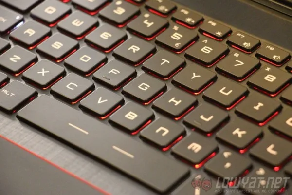 msi-gs40-phantom-ho-1