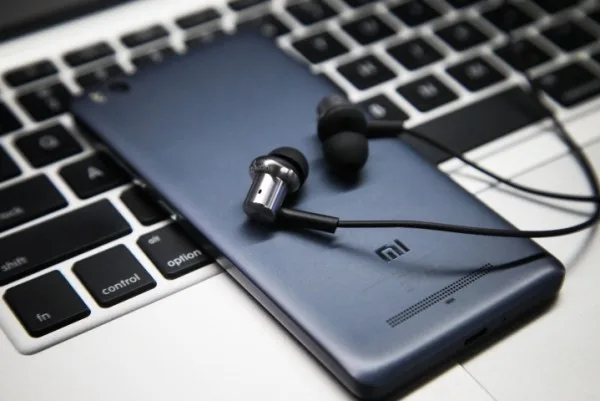 xiaomi-hybrid-earphones2