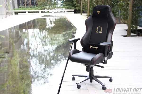 Secretlab Omega Stealth004