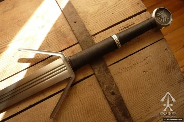 Witcher 3 Custom Sword Hilt