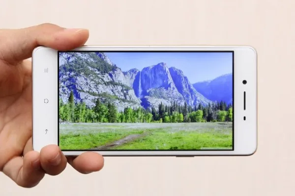 OPPO F1