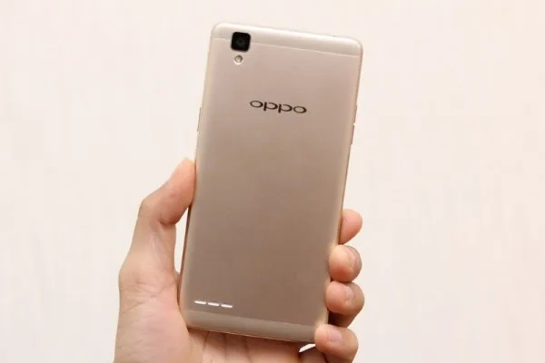 OPPO F1
