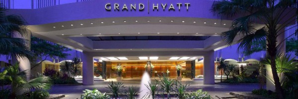 Grand-Hyatt-Singapore-P432-Hotel-Exterior-1280x427