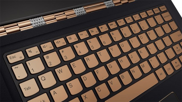 YOGA-900S-in-Gold_Keyboard