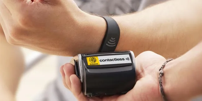 maybank-payband