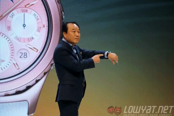 samsung-gear-s2-rose-gold-platinum-malaysia-1