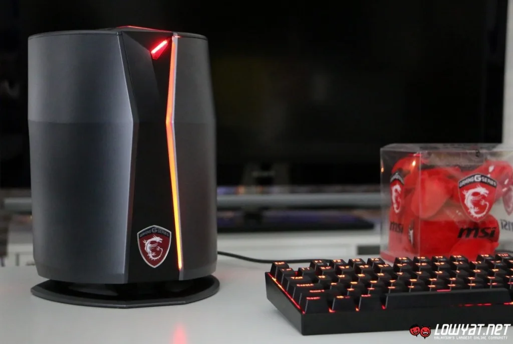 MSI Vortex Prototype Hands On 11