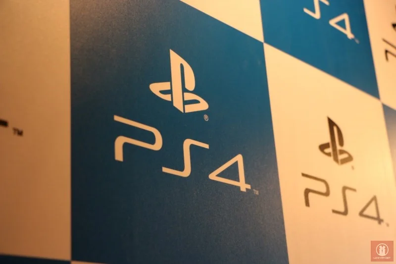 PlayStation 4 Logo-kinda