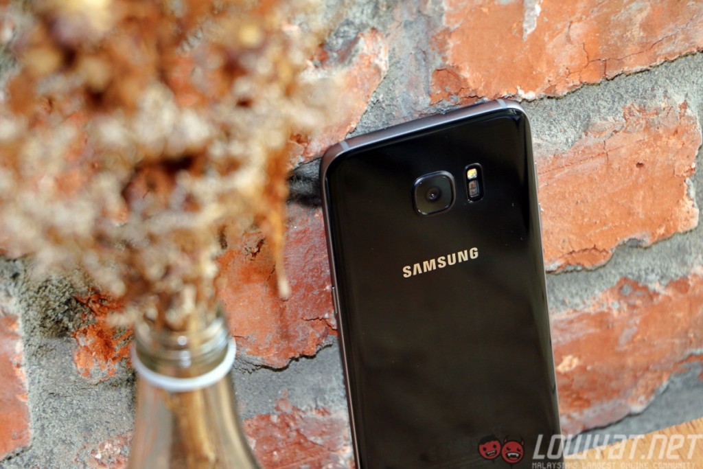 Samsung Galaxy S7 Edge Review 02