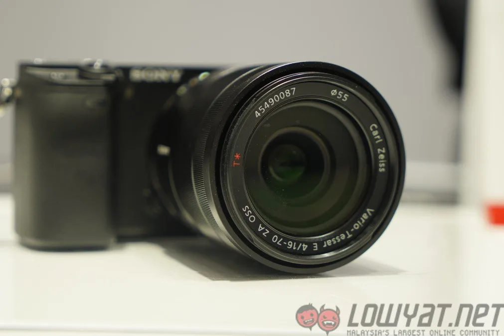 Sony-Alpha-6300-CameraDSC08163