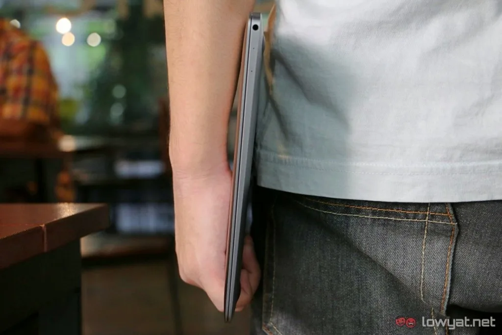 Apple-MacBook-2015-How-Can-I-Live-08
