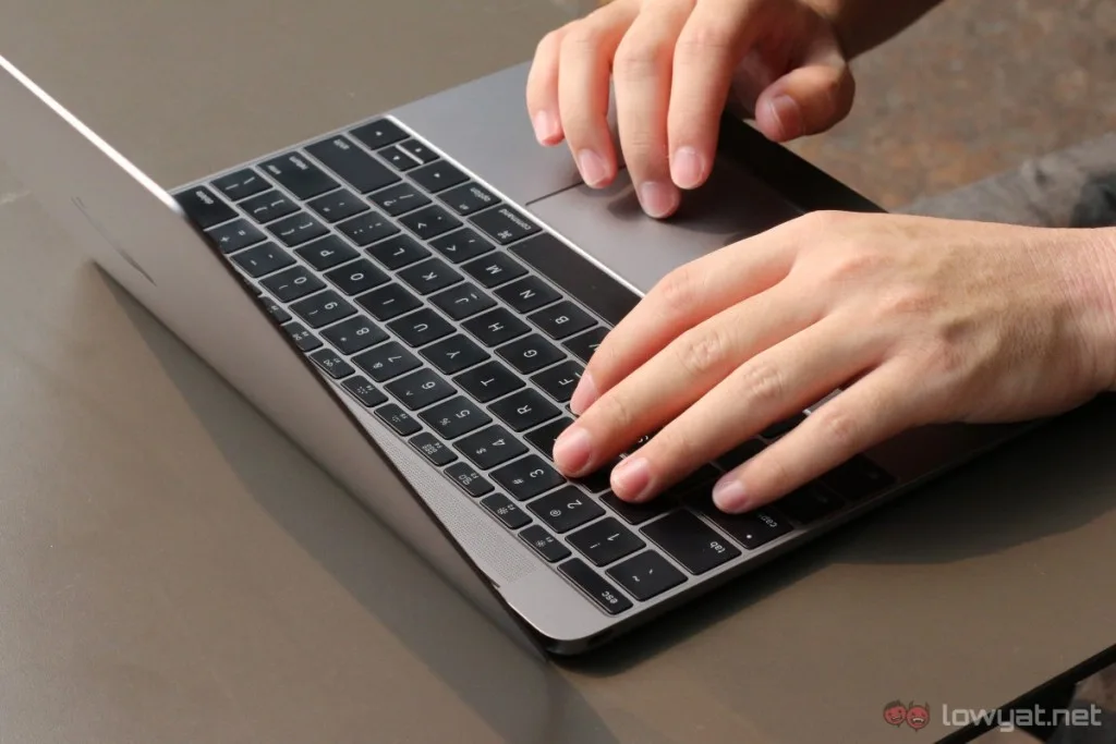 Apple-MacBook-2015-How-Can-I-Live-41